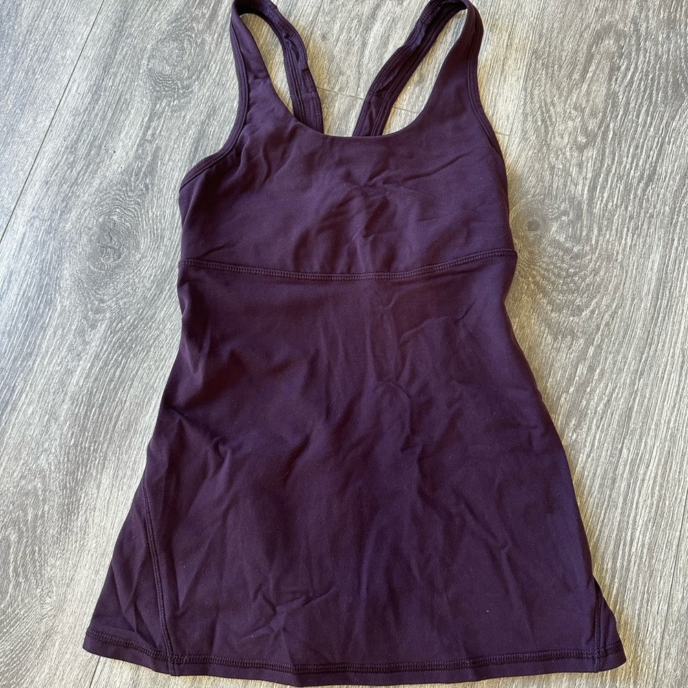 Lululemon Crossback Tank
Black Cherry